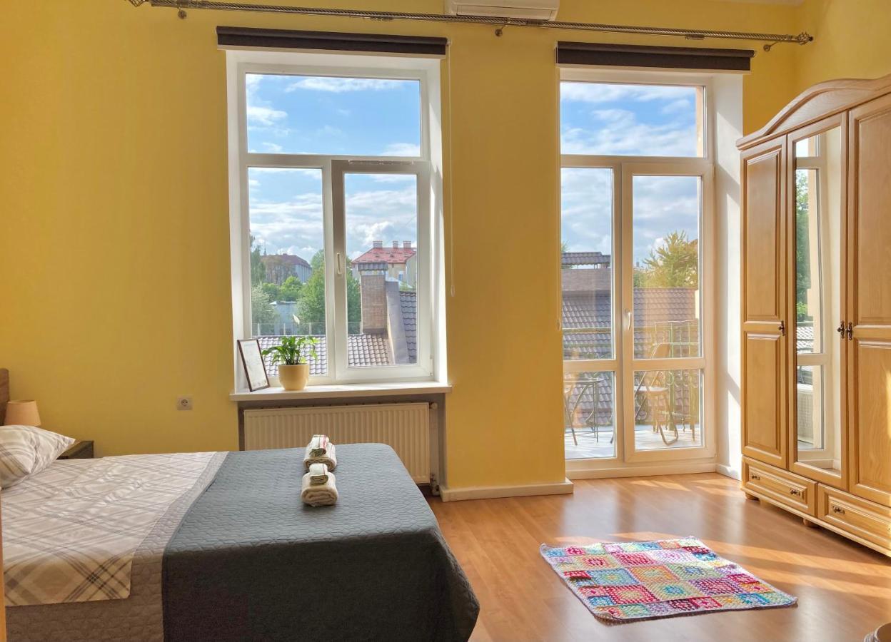 Dimitris Apartment Lviv Kültér fotó